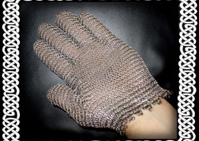 chain glove